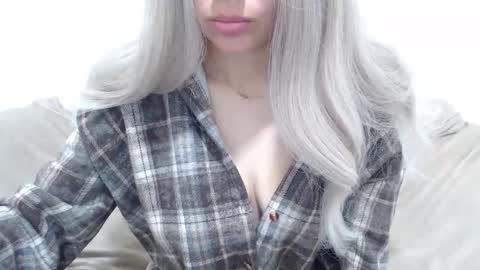 CamilleBunny online show from May 7, 2026, 2:28 am
