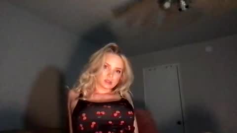 camilleclairexo online show from April 12, 2026, 4:50 am