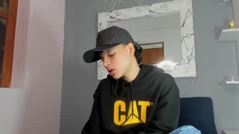 Snapshot of camillo_virgil chatting on September 20, 2025, 10:38 am Camillo Virgil online show from September 20, 2025, 10:38 am