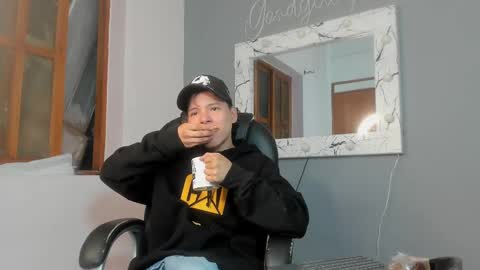 Snapshot of camillo_virgil chatting on October 1, 2025, 10:43 am Camillo Virgil online show from October 1, 2025, 10:43 am