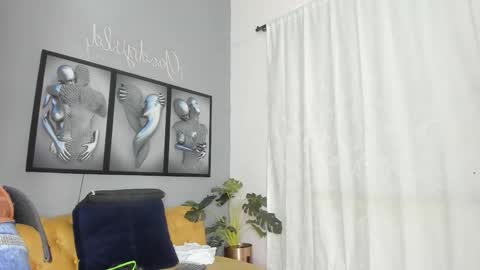 Camillo Virgil online show from February 2, 2026, 11:42 am