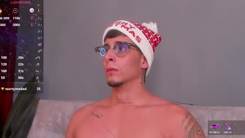 Snapshot of camilo_ospina_ chatting on December 4, 2024, 9:40 am INDEPENDENT MODEL online show from December 4, 2024, 9:40 am