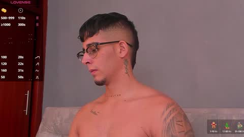 Snapshot of camilo_ospina_ chatting on December 27, 2024, 2:14 am INDEPENDENT MODEL online show from December 27, 2024, 2:14 am