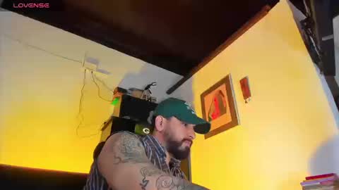 Snapshot of camilomayer chatting on September 10, 2025, 3:56 pm Camilo online show from September 10, 2025, 3:56 pm