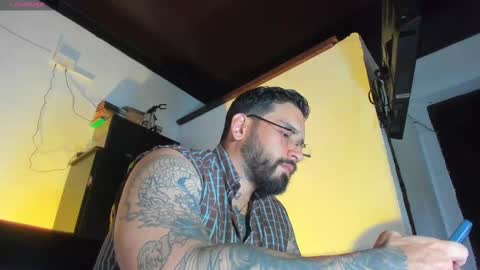 Snapshot of camilomayer chatting on September 23, 2025, 1:58 pm Camilo online show from September 23, 2025, 1:58 pm