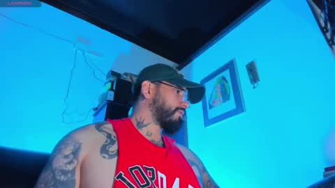 Snapshot of camilomayer chatting on October 15, 2025, 3:45 pm Camilo online show from October 15, 2025, 3:45 pm