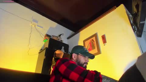 Snapshot of camilomayer chatting on October 17, 2025, 3:36 pm Camilo online show from October 17, 2025, 3:36 pm