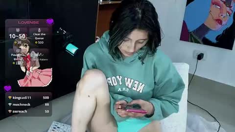 Snapshot of camilonrilli chatting on May 2, 2026, 3:28 pm Cami online show from May 2, 2026, 3:28 pm