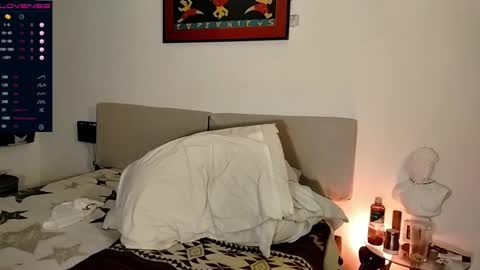 Snapshot of camilosaennz chatting on October 1, 2025, 2:06 am camilo online show from October 1, 2025, 2:06 am