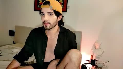 Snapshot of camilosaennz chatting on October 4, 2025, 9:07 am camilo online show from October 4, 2025, 9:07 am