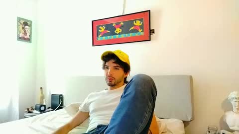 Snapshot of camilosaennz chatting on October 21, 2025, 7:03 pm camilo online show from October 21, 2025, 7:03 pm