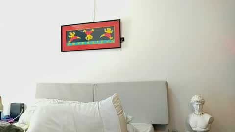 Snapshot of camilosaennz chatting on October 25, 2025, 7:41 pm camilo online show from October 25, 2025, 7:41 pm