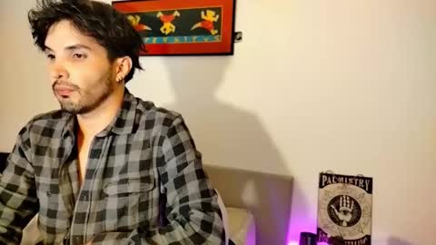 Snapshot of camilosaennz chatting on November 17, 2025, 6:08 am camilo online show from November 17, 2025, 6:08 am