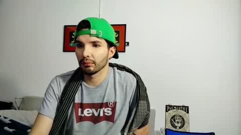 Snapshot of camilosaennz chatting on November 20, 2025, 12:05 pm camilo online show from November 20, 2025, 12:05 pm