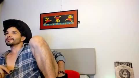 Snapshot of camilosaennz chatting on November 25, 2025, 5:40 am camilo online show from November 25, 2025, 5:40 am