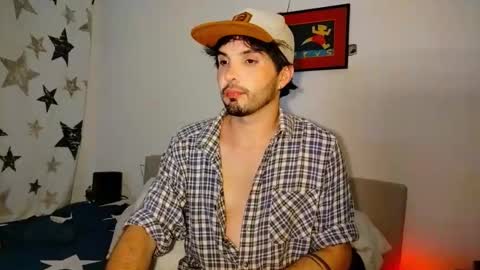 Snapshot of camilosaennz chatting on December 16, 2025, 3:55 am camilo online show from December 16, 2025, 3:55 am