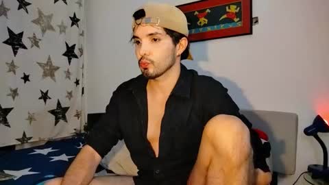 Snapshot of camilosaennz chatting on December 19, 2025, 1:12 am camilo online show from December 19, 2025, 1:12 am