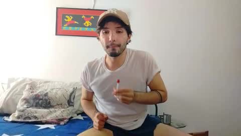 Snapshot of camilosaennz chatting on December 19, 2025, 5:31 pm camilo online show from December 19, 2025, 5:31 pm