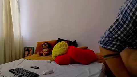 camilo online show from May 11, 2026, 4:04 pm
