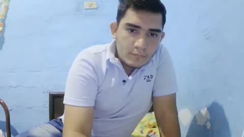 Snapshot of camilowhite_ chatting on November 4, 2025, 8:08 pm Camilowhite online show from November 4, 2025, 8:08 pm