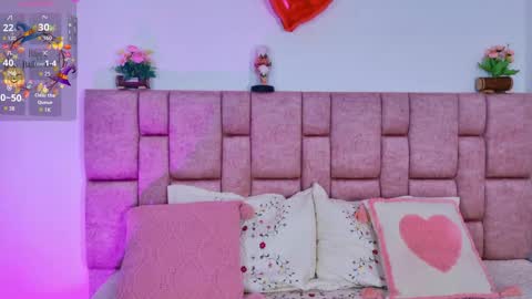 Snapshot of camiluxe chatting on October 18, 2025, 1:01 pm camiluxe online show from October 18, 2025, 1:01 pm