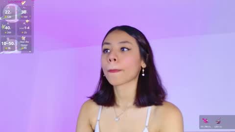 Snapshot of camiluxe chatting on November 2, 2025, 7:49 pm camiluxe online show from November 2, 2025, 7:49 pm