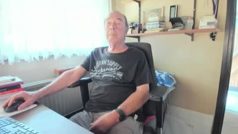 Cammee online show from July 10, 2026, 10:51 am