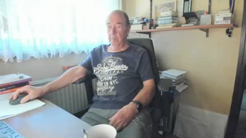 Cammee online show from July 29, 2026, 10:46 am