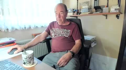 Cammee online show from August 6, 2026, 8:16 am