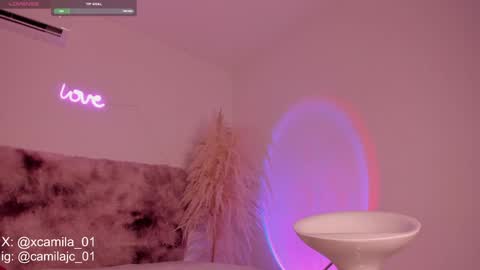 Laura Camila online show from December 21, 2024, 12:31 am