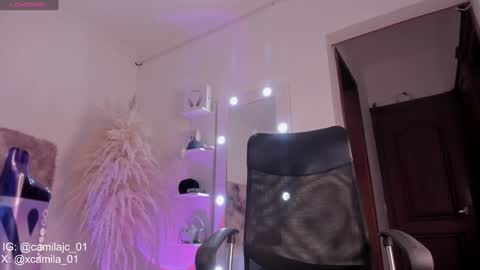 Laura Camila online show from January 19, 2025, 12:49 am