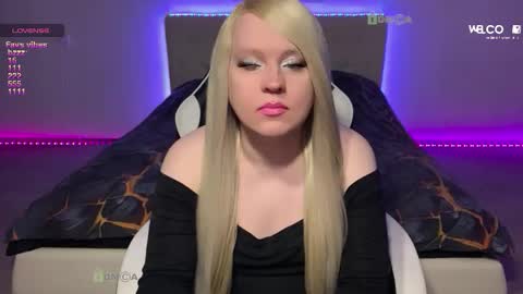 Snapshot of camsmiley chatting on February 18, 2026, 12:06 am Miley online show from February 18, 2026, 12:06 am