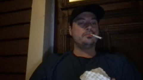 camunity online show from May 5, 2026, 5:37 am