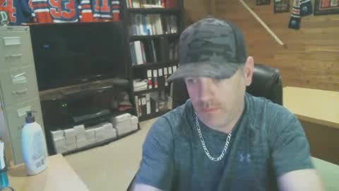 Snapshot of canadianboi6969 chatting on March 3, 2025, 1:53 am CanadianBacon6969 online show from March 3, 2025, 1:53 am