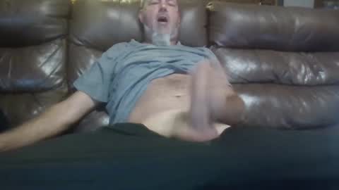 Snapshot of canadianchris1007 chatting on September 28, 2025, 2:55 pm Chris online show from September 28, 2025, 2:55 pm