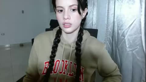 cumorsmooke online show from September 22, 2025, 5:09 am