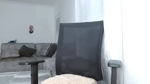 cumorsmooke online show from December 15, 2025, 4:39 am