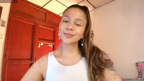 Candase online show from June 14, 2026, 8:11 pm