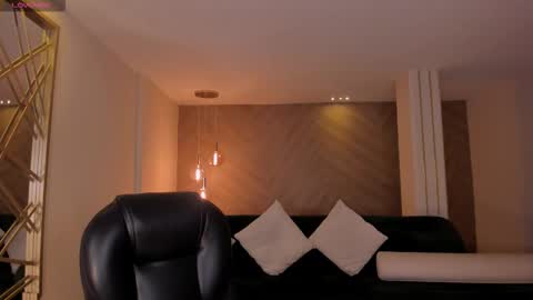 Snapshot of candaserussell chatting on March 4, 2026, 3:01 am Candanse R online show from March 4, 2026, 3:01 am