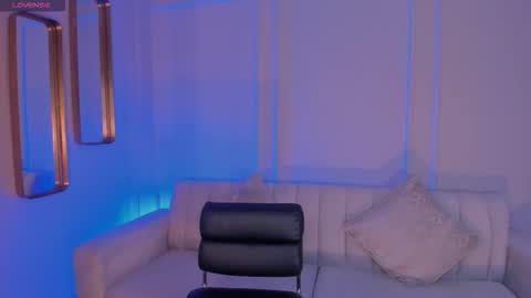 Snapshot of candaserussell chatting on March 27, 2026, 3:56 am Candanse R online show from March 27, 2026, 3:56 am