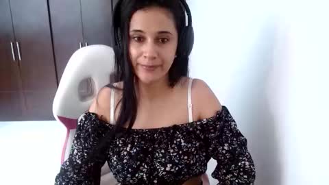 Snapshot of canddysexxx_ chatting on May 15, 2026, 7:43 pm Carolina online show from May 15, 2026, 7:43 pm