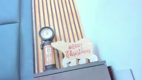 Candela online show from December 24, 2024, 2:54 pm