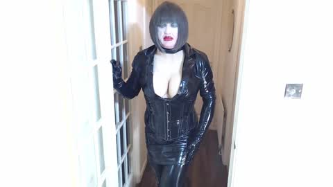 Snapshot of candi_smokes chatting on February 13, 2025, 8:55 pm candi smokes online show from February 13, 2025, 8:55 pm