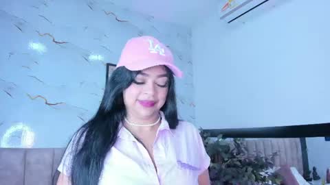 Snapshot of candicewayne chatting on June 18, 2026, 11:03 am CANDICE WAYNE online show from June 18, 2026, 11:03 am