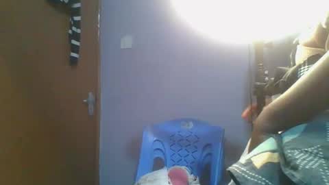 Snapshot of candie_love chatting on February 20, 2025, 1:36 am Spencer online show from February 20, 2025, 1:36 am