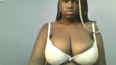 Snapshot of candie_love chatting on March 1, 2025, 1:43 am Spencer online show from March 1, 2025, 1:43 am