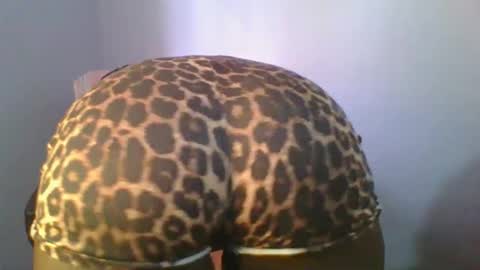 Snapshot of candie_love chatting on March 9, 2025, 5:22 am Spencer online show from March 9, 2025, 5:22 am