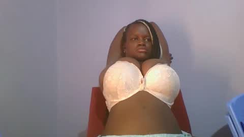 Snapshot of candie_love chatting on March 9, 2025, 3:27 pm Spencer online show from March 9, 2025, 3:27 pm