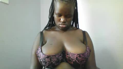 Snapshot of candie_love chatting on March 12, 2025, 7:24 am Spencer online show from March 12, 2025, 7:24 am