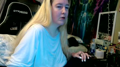 Candi online show from July 9, 2026, 2:21 pm